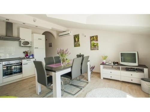 Apartment Zeljana Slatine Exteriör bild